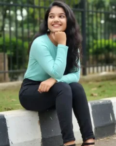 Gemini AI Photo Prompt Copy Paste Trending Girls Jeans Top