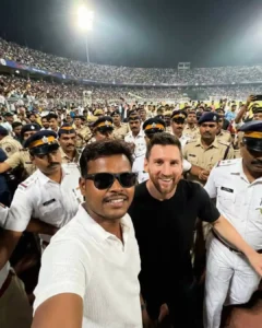 Lionel Messi India Tour AI Selfie Prompt